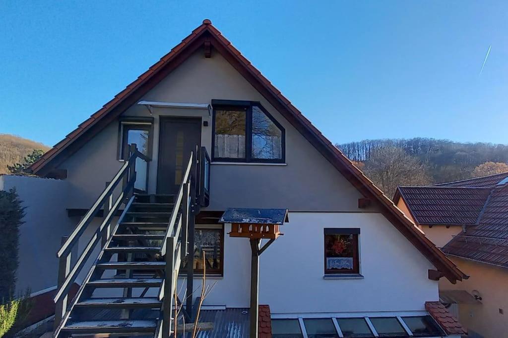 Kleine, Gemuetliche Dachgeschosswohnung Laudenbach  Exterior photo
